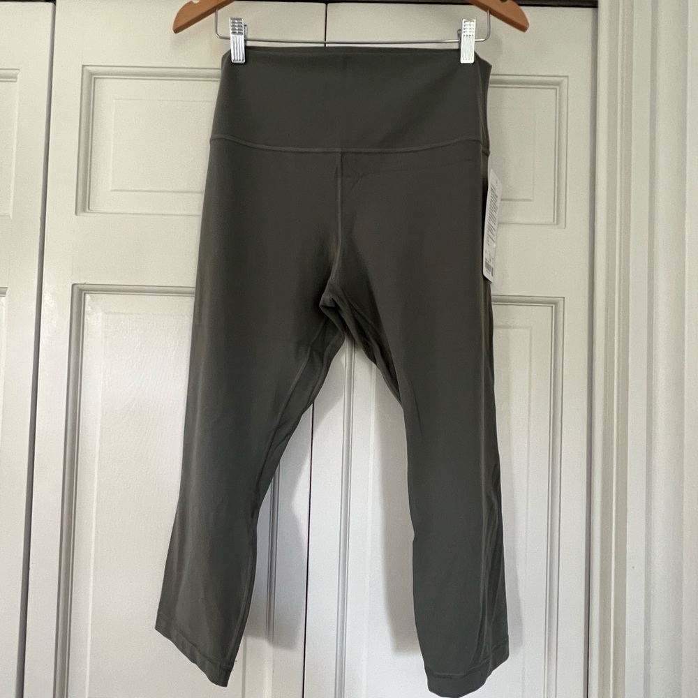 Lululemon Align High Rise Crop 21” size 14 NWT